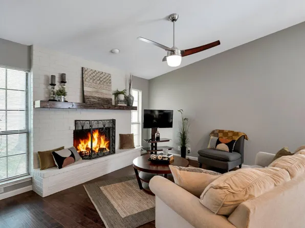 112 Wanda St, Boerne, TX 78006