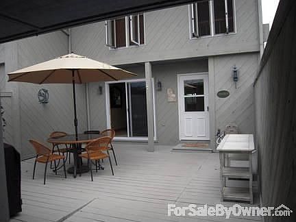 Courtyard : Courtyard