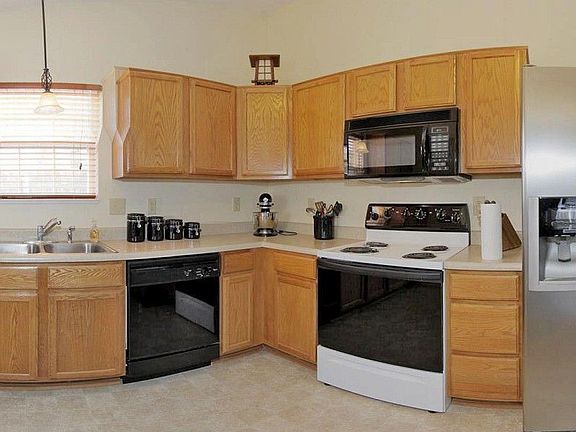 5th image of 6927 N Galveston Dr