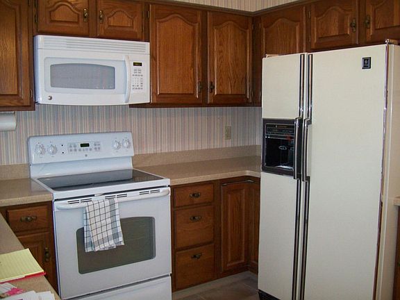 4th image of 4806 Shannon Way