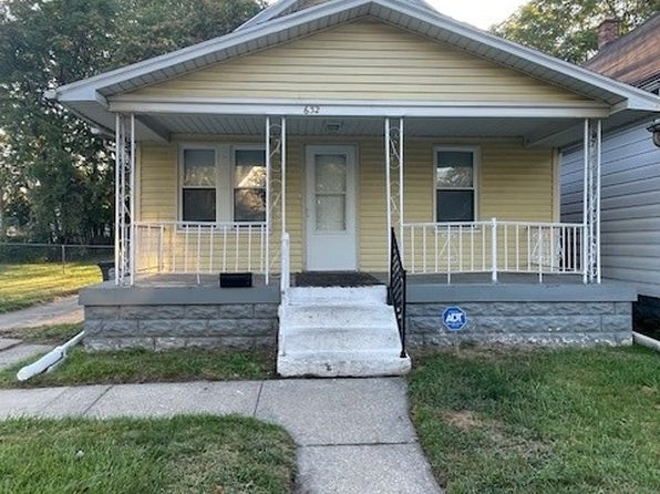 632 Marmion Ave