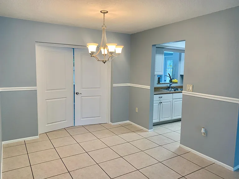 4871 Southland Dr — Photo 11