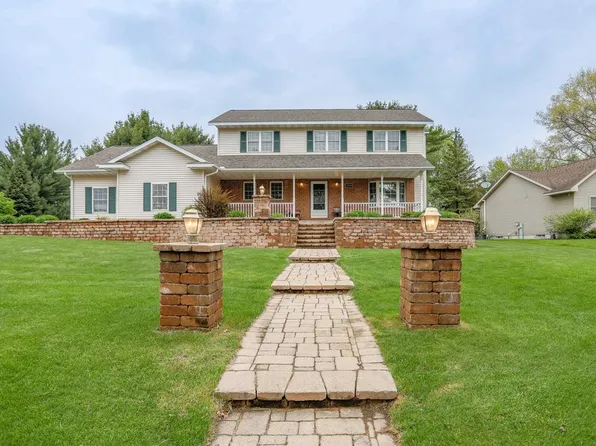 5902 PINE TERRACE, Weston, WI 54476