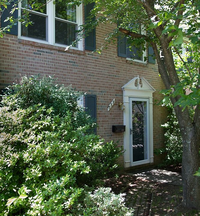 1st image of 339 James St