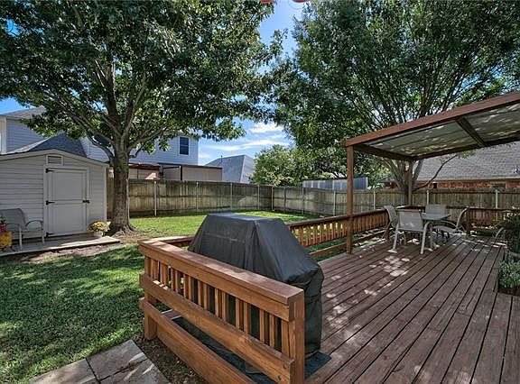 4th image of 7804 Orland Park Cir