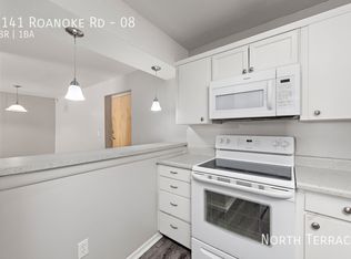 4141 Roanoke Rd APT 8, Kansas City, MO 64111