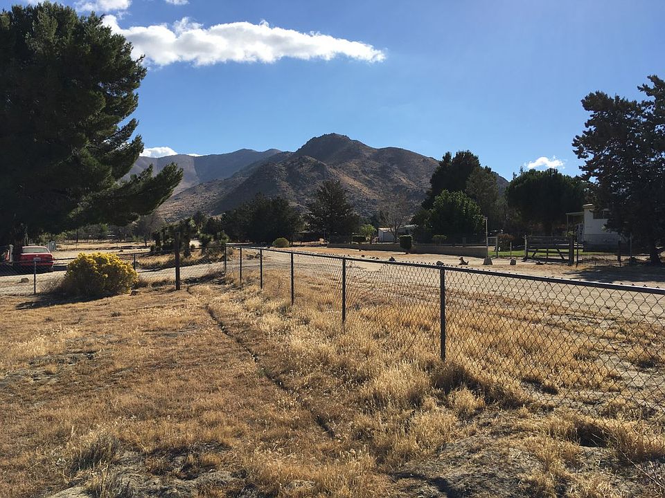 2nd image of 15085 Chuckar Ln