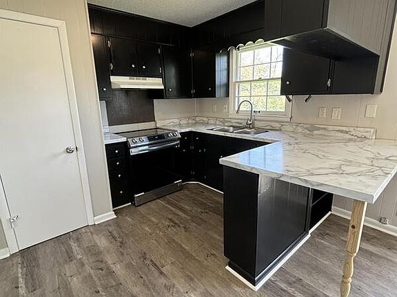3rd image of 4603 Blue Haven Dr NW