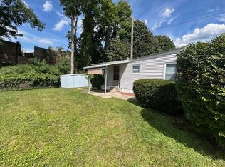 Lakeview (CT), Danbury, CT 06810