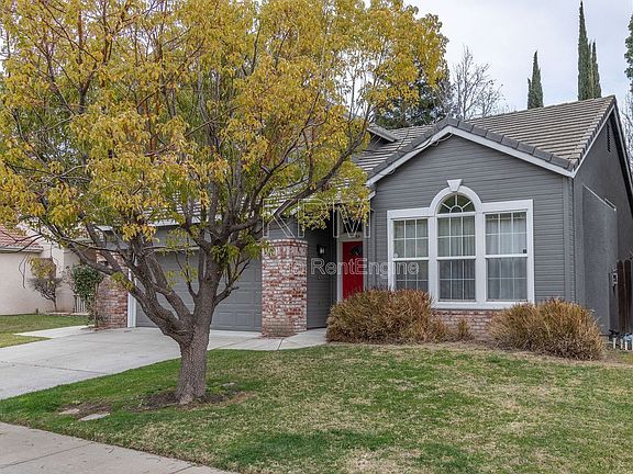 2nd image of 1106 Klemeyer Cir