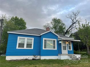 730 10th Ave SE, Hickory, NC 28602