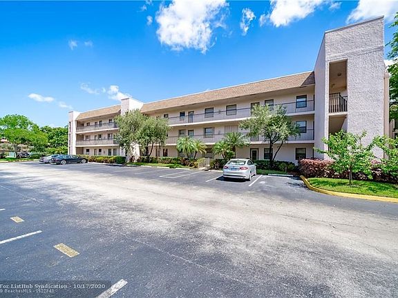 3rd image of 10332 Sunrise Lakes Blvd APT 107