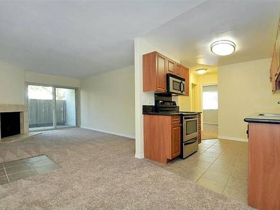 Kitchen / Living Room