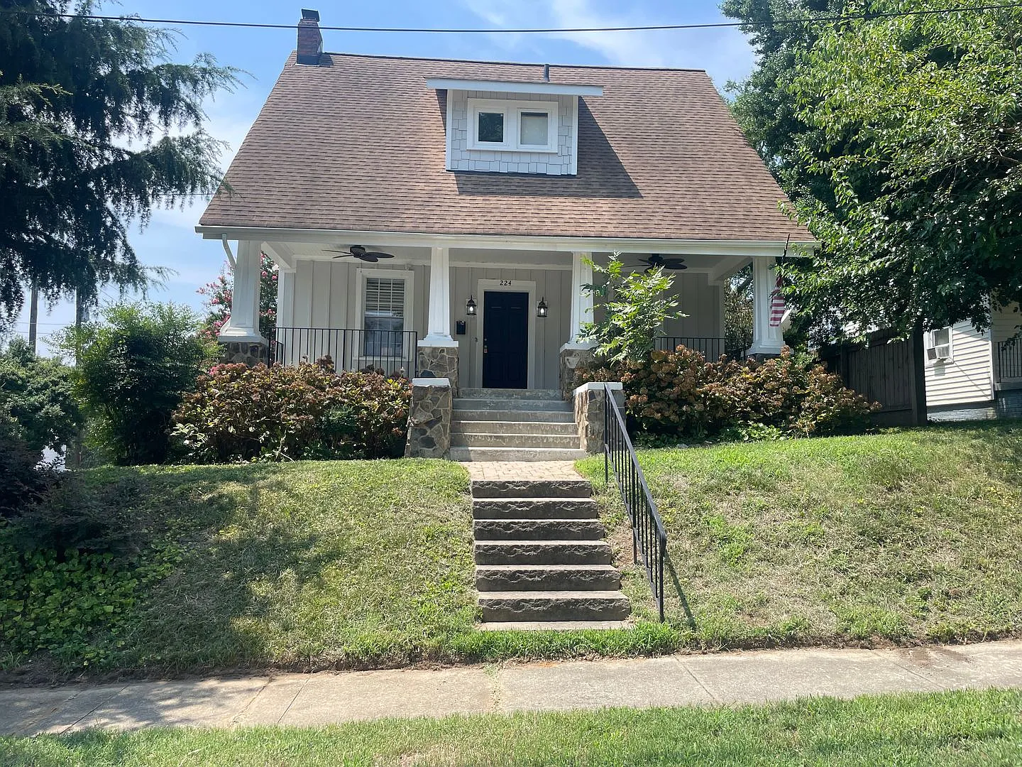 224 Virginia Ave Colonial Heights, VA — Photo 1
