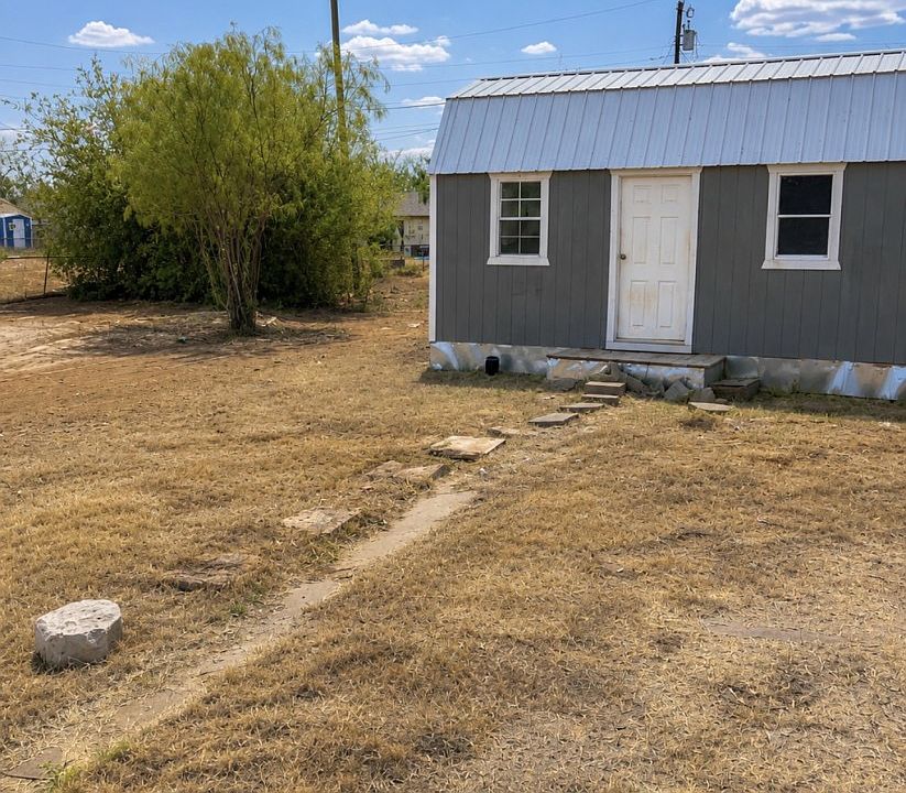 1st image of 1902 Avenue G