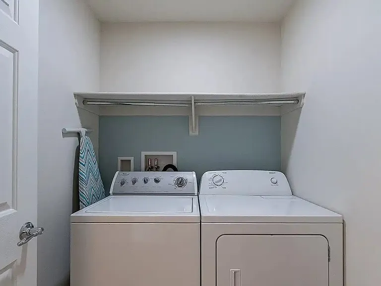 10561 E Willow Shade Pl — Photo 34
