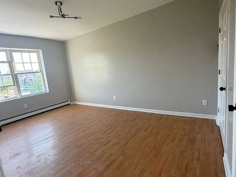 634 Martin Luther King Blvd #32 — Photo 2