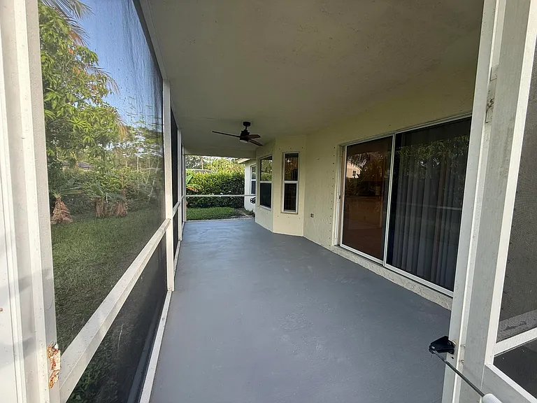 100 Cocoplum Cir — Photo 20