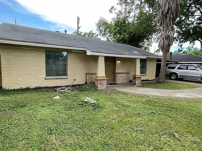 4803 Geraldine St — Photo 4