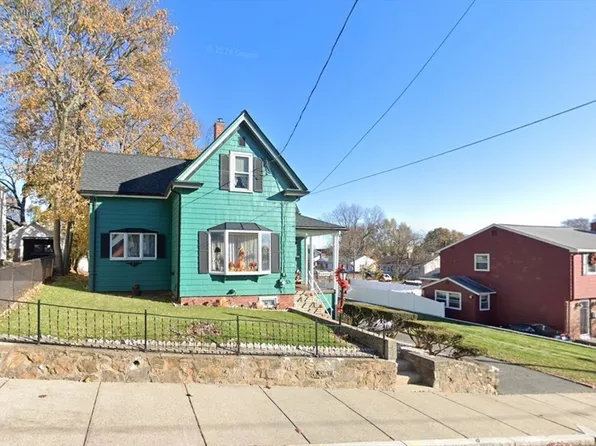 16 Brentwood St, Malden, MA 02148