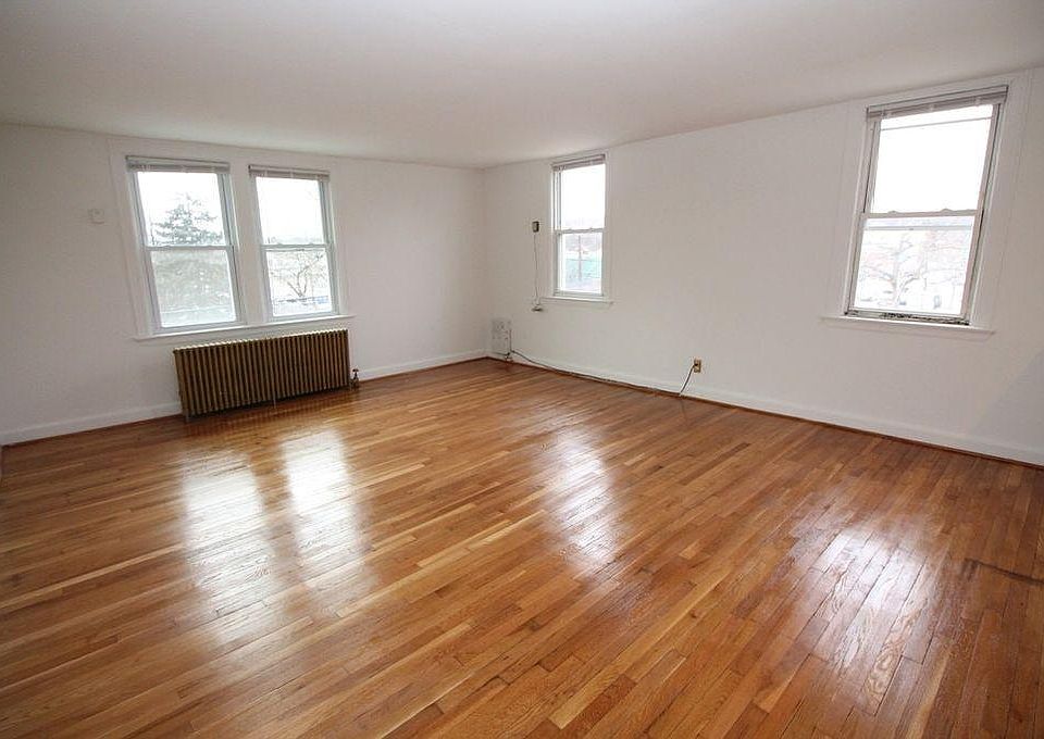 2nd image of 529 Park Ave APT 7