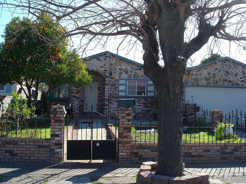 1st image of 2968 Warm Springs Dr