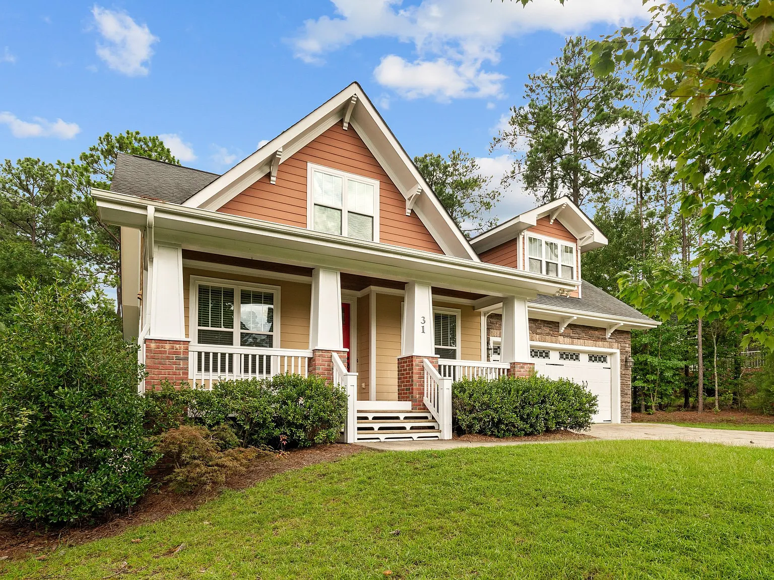 31 Spring Pond Ln — Photo 2