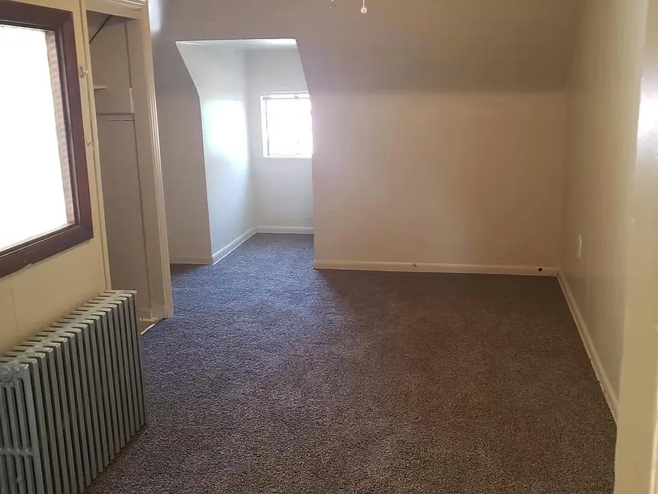 1111 Woodmont Ave