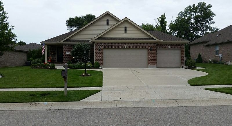 1st image of 2390 Sydneys Bend Dr
