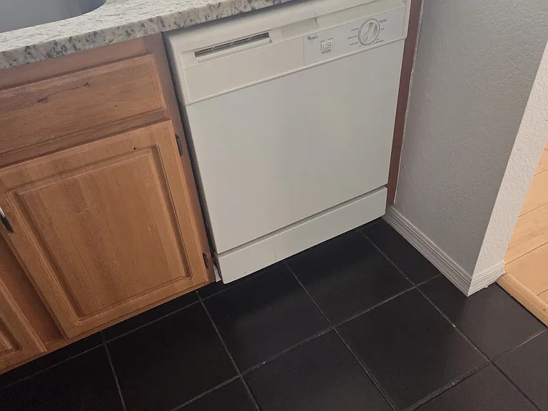 6013 Westgate Dr #2421 — Photo 21