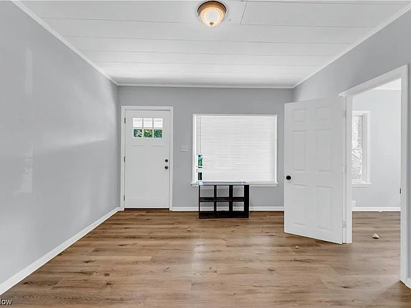 4th image of 3456 W 95th St #1