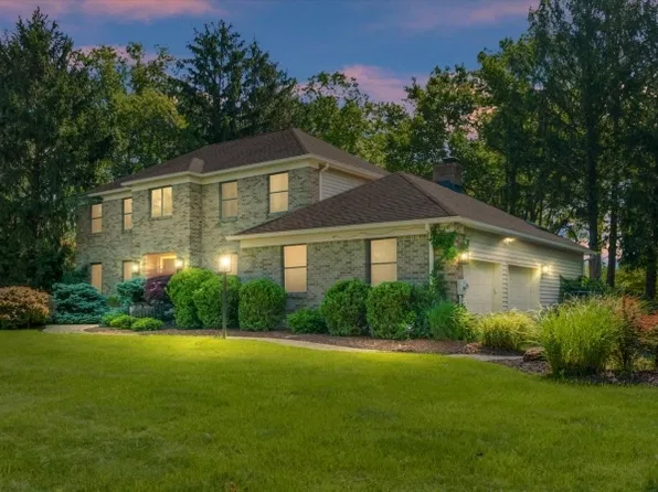 14 Caspar Berger Rd, Readington Twp., NJ 08889