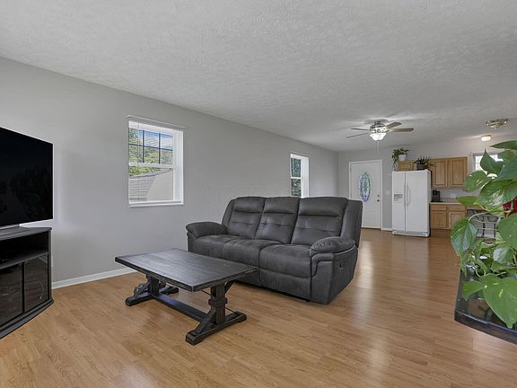 5th image of 29690 Cherrycrest Dr