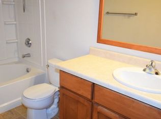 9122 Ancient Oak Ln, Verona, WI 53593