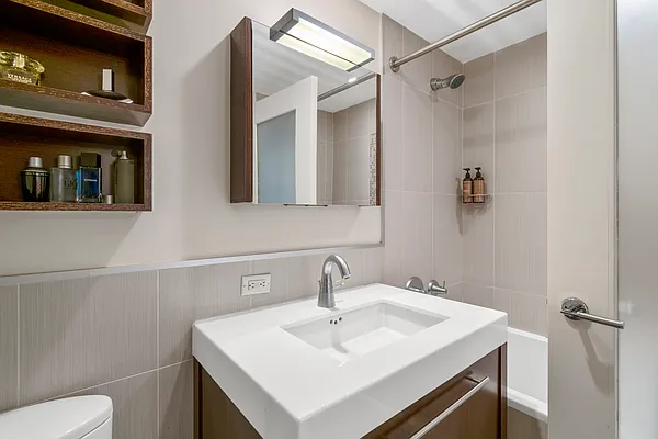 Rented by Douglas Elliman | media 29