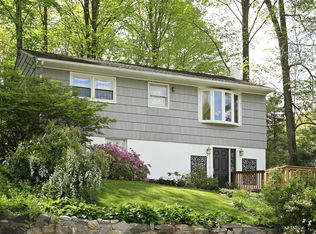 383 Sprout Brook Rd, Garrison, NY 10524