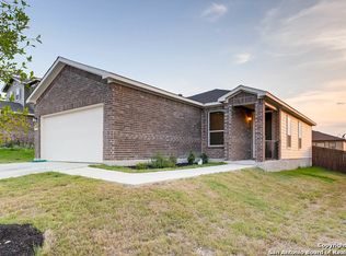 8419 Piedras Crk, San Antonio, TX 78252