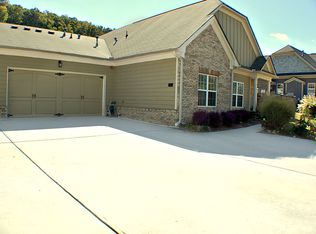 207 Glens Loop, Woodstock, GA 30188
