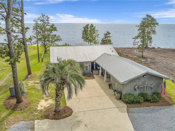 13565 Dauphin Island Pkwy, Coden, AL 36523