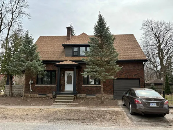 5983 Corwin Ave, Niagara Falls, ON L2G 5L4