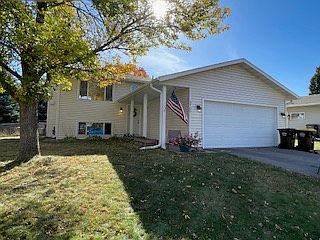 Split level home with 2 bedrooms upstairs and 1 bedroom downstairs. Full bathroom upstairs and a 3/4 shower bathroom downstairs. Family rooms up and down.