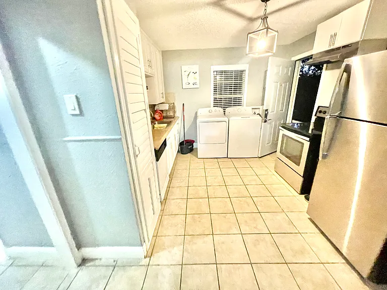 4140 S Adams St — Photo 7