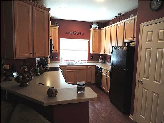 3rd image of 9909 Serona Bluff Way