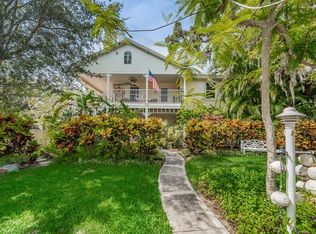 514 Ohio Ave, Crystal Beach, FL 34681
