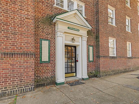 2nd image of 2923 Floyd Ave #U2b