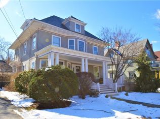 196 Congress Ave, Providence, RI 02907