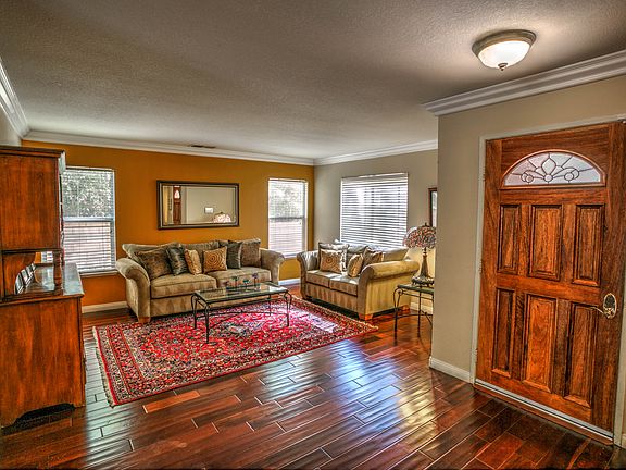 3rd image of 28715 Ponderosa St