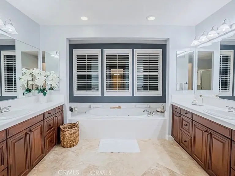 8082 E Portico Ter — Photo 25
