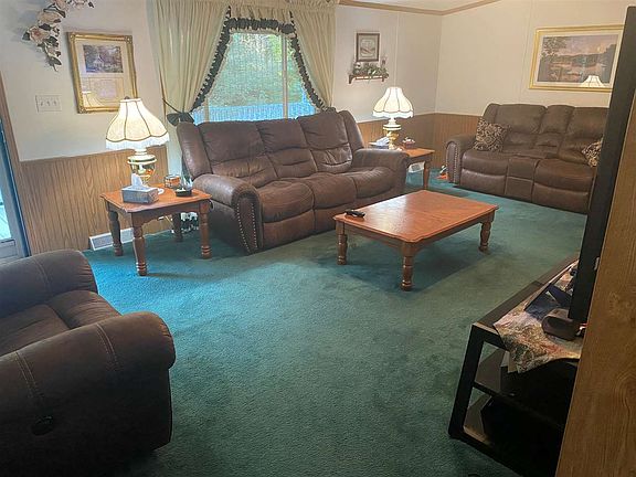 4th image of 523 Township Road 98