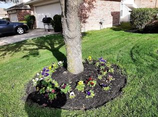 7439 Riven Oaks Ct, Cypress, TX 77433